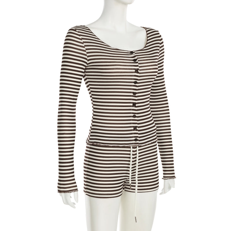 Classic Vintage Cardigan with a Flattering Fit