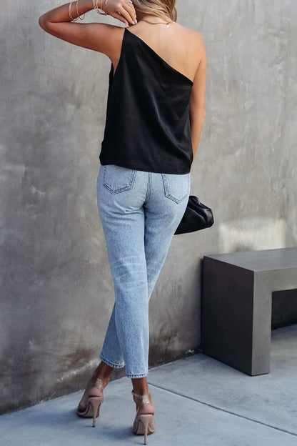 Classic Vintage Top with a Flattering Fit