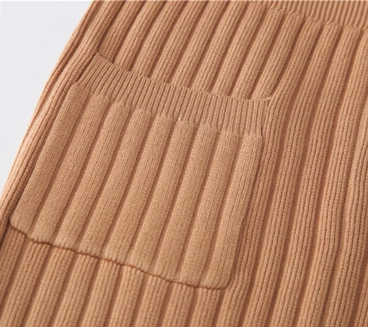 Classic Vintage Sweater with a Flattering Fit