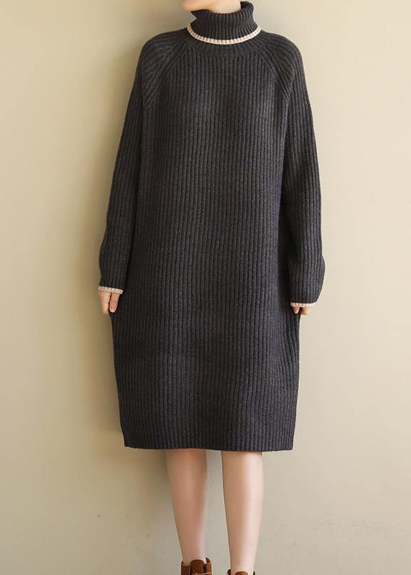 Classic Vintage Sweater with a Flattering Fit