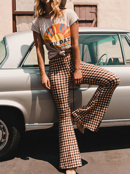 Effortlessly Elegant Trousers with a Timeless Design