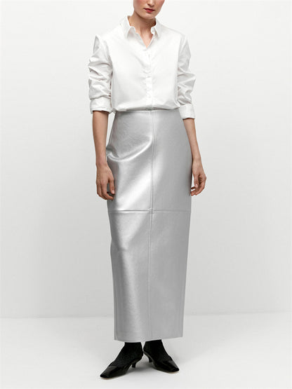 Effortlessly Elegant Garment with a Timeless Design