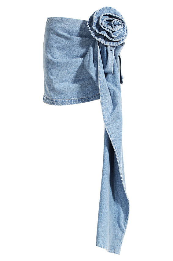 Well Tailored Garment with a Graceful Silhouette