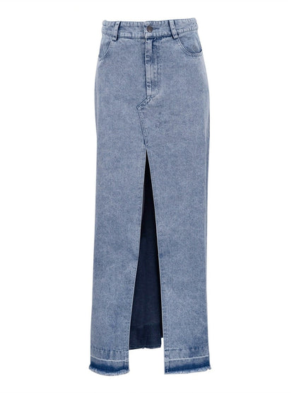 Well Tailored Garment with a Graceful Silhouette