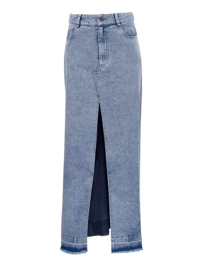 Effortlessly Elegant Garment with a Timeless Design