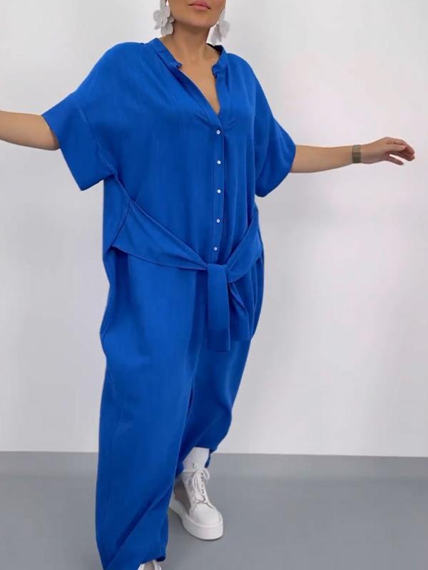 Sophisticated Garment with a Clean Classic Look