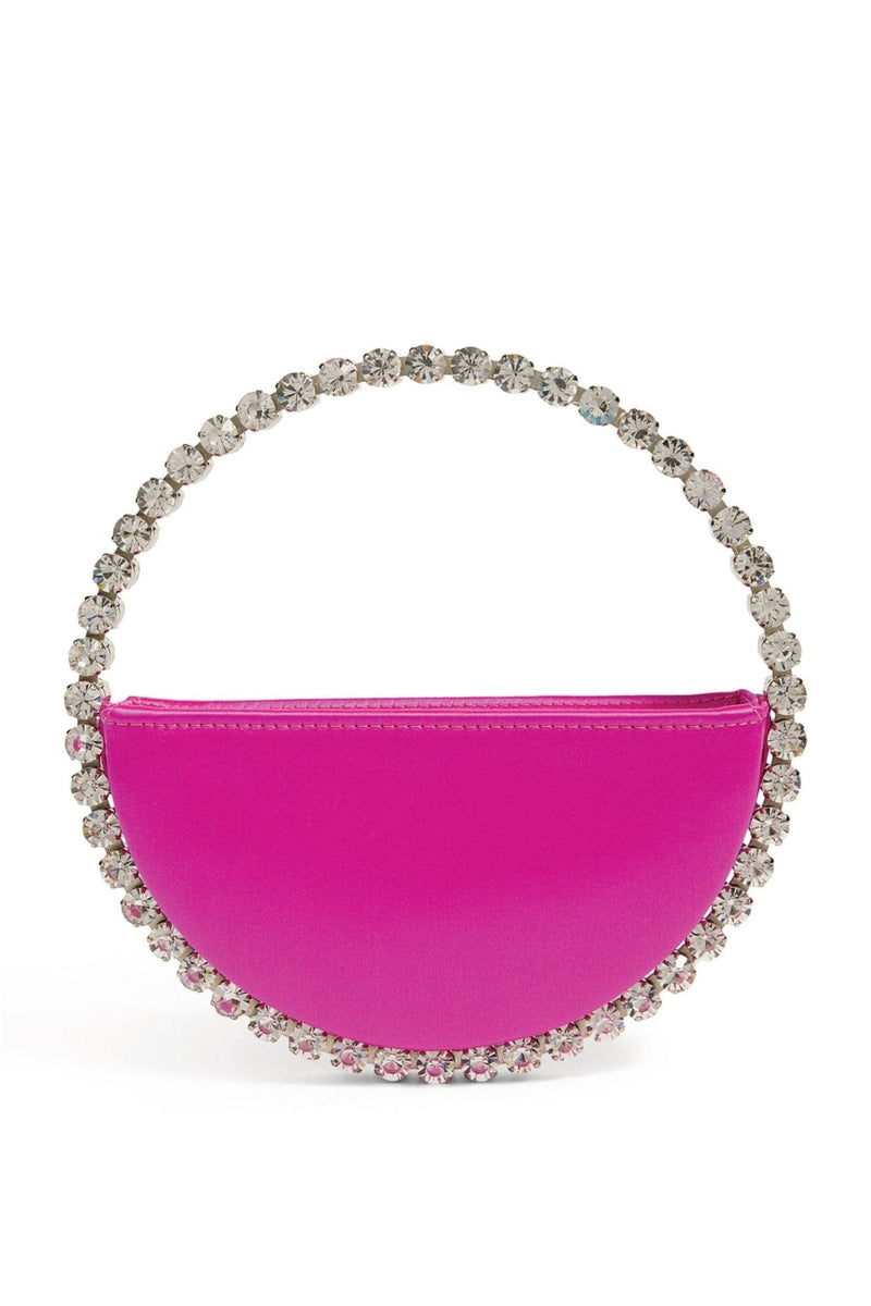 Well Tailored Bag with a Graceful Silhouette