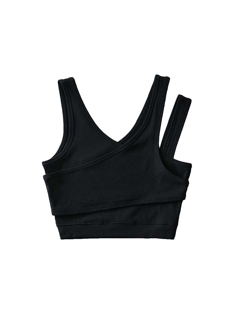 A Vintage Style Top with Delicate Timeless Details