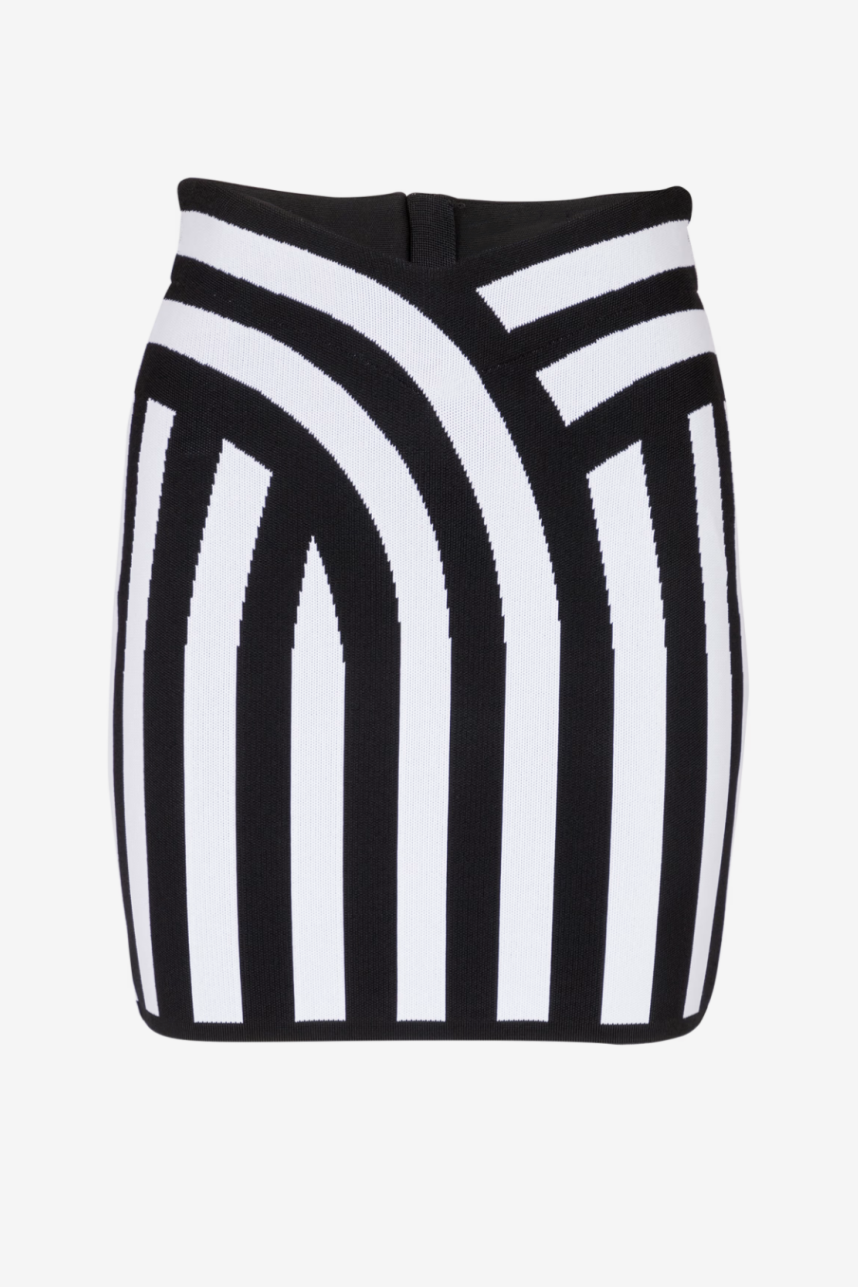 Beautifully Finished Garment in a Timeless Design