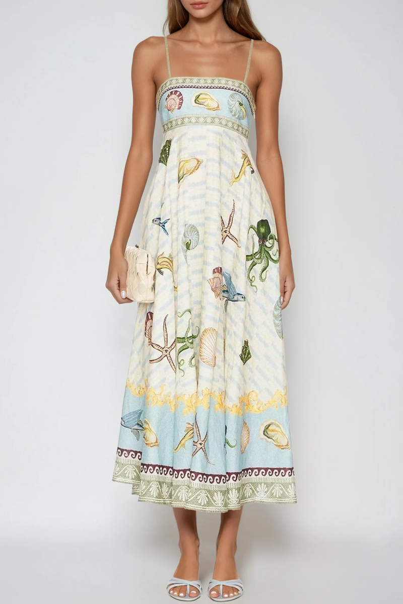 Beautifully Crafted Dress in a Classic Style