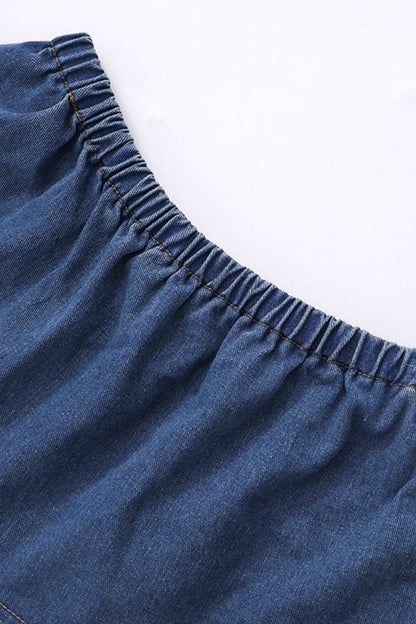Effortlessly Elegant Top with a Timeless Design