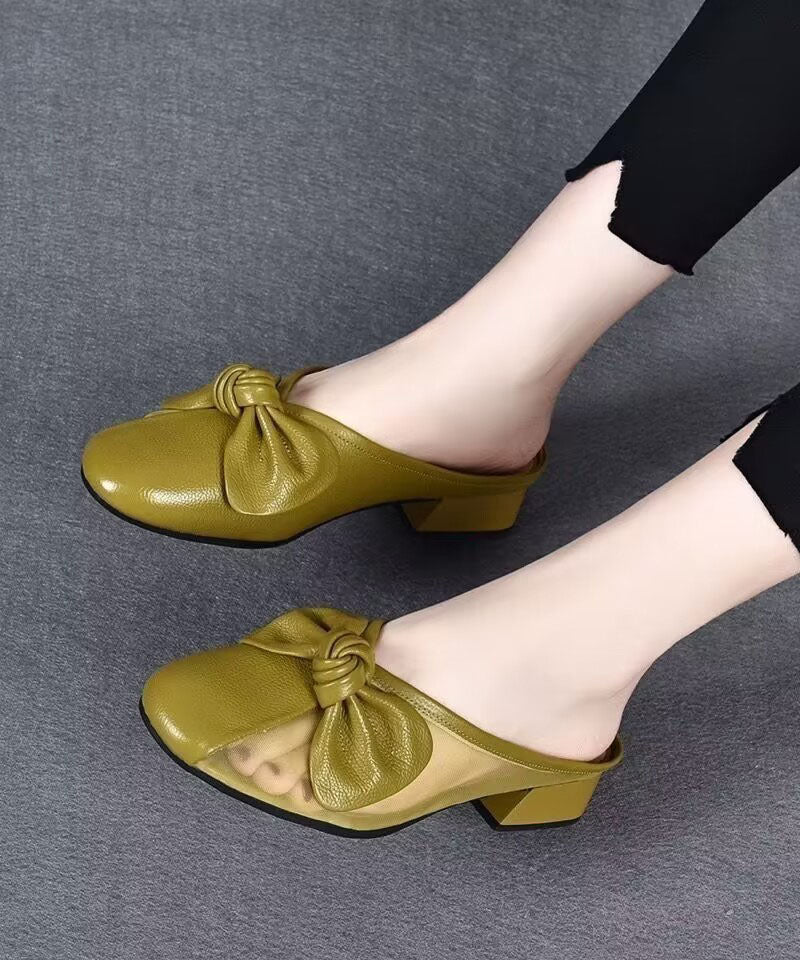 Classic Vintage Sandals with a Flattering Fit
