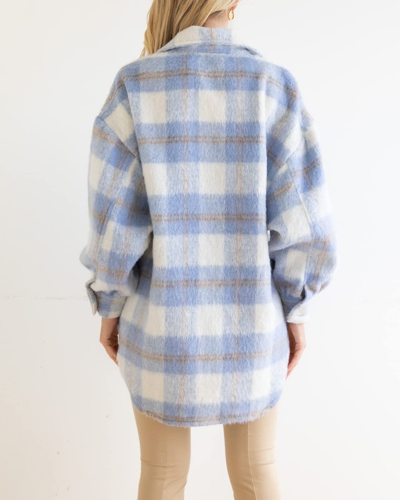 Beautifully Finished Coat in a Timeless Design