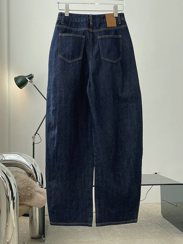 Classic Vintage Pants with a Flattering Fit