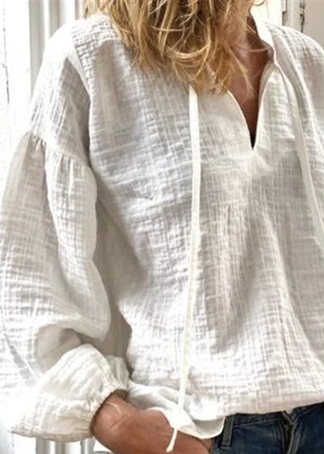 Sophisticated Blouse with a Clean Classic Look