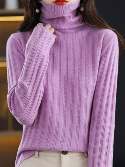 Classic Vintage Sweater with a Flattering Fit