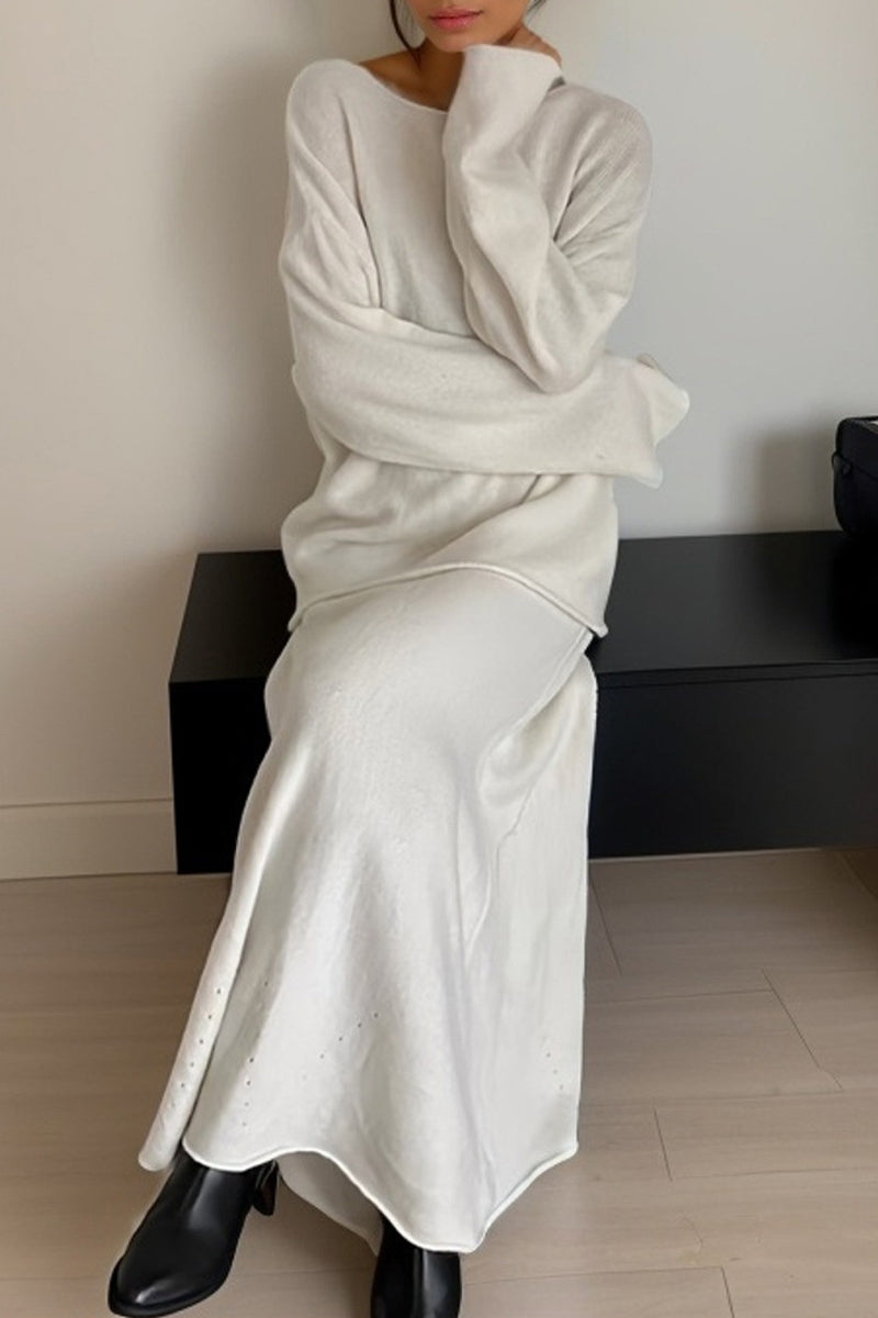 Effortlessly Elegant Garment with a Timeless Design
