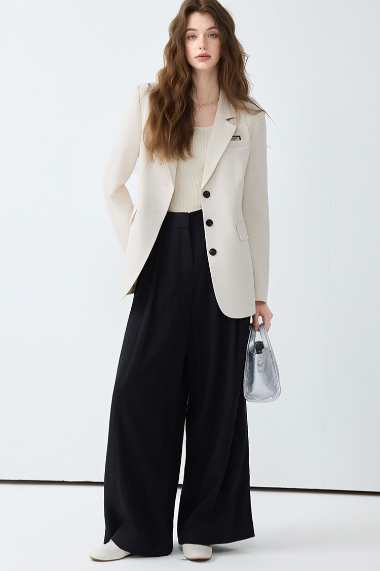 Classic Vintage Garment with a Flattering Fit