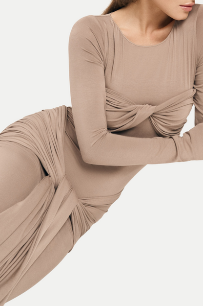 Sophisticated Dress with a Clean Classic Look