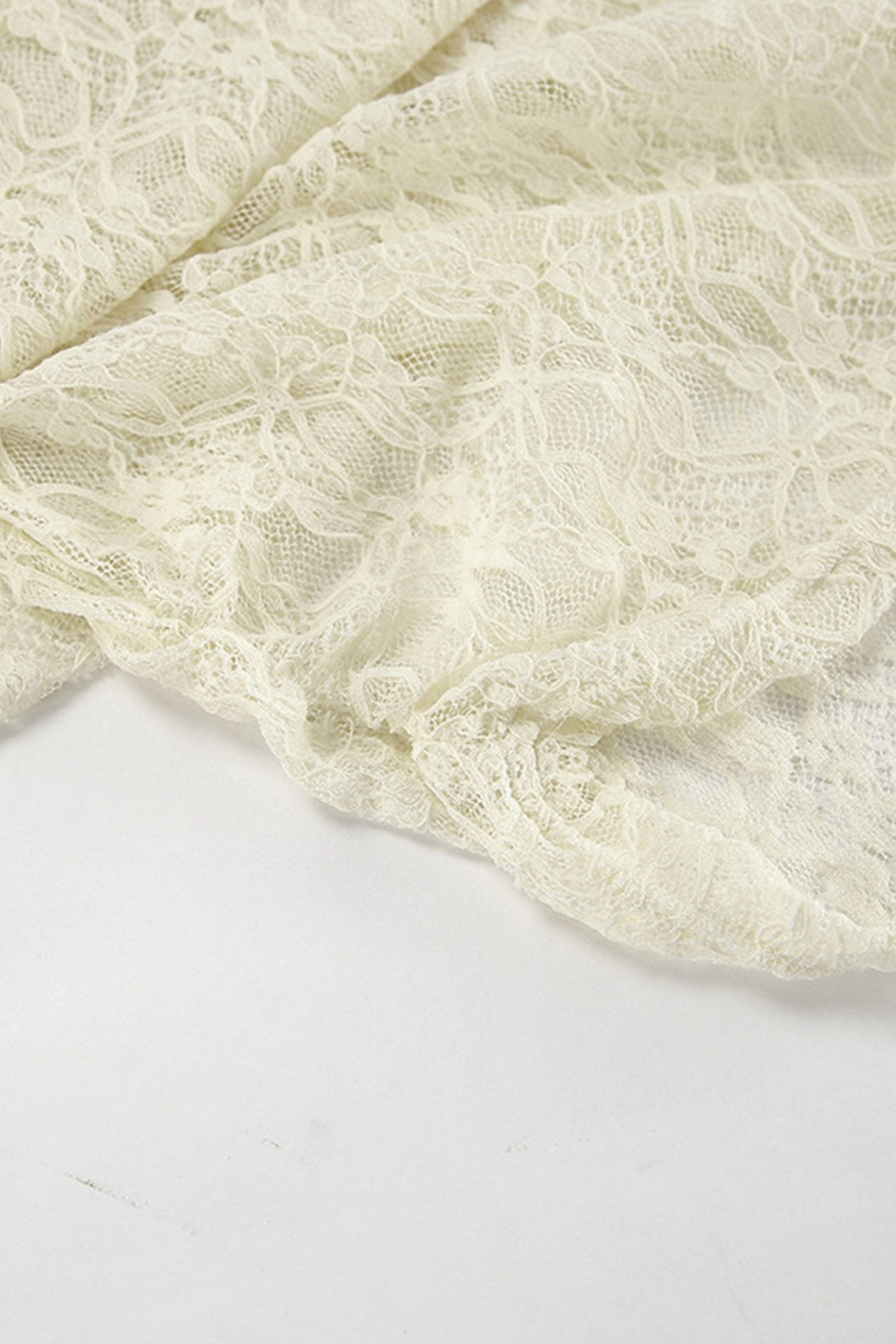 Beautifully Finished Top in a Timeless Design