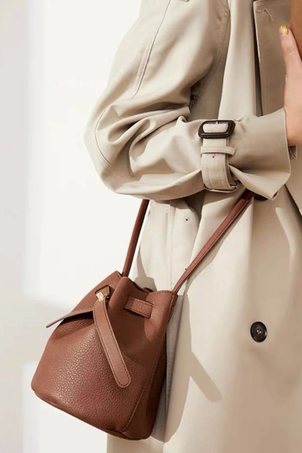 Polished Bag with an Effortless Classic Look