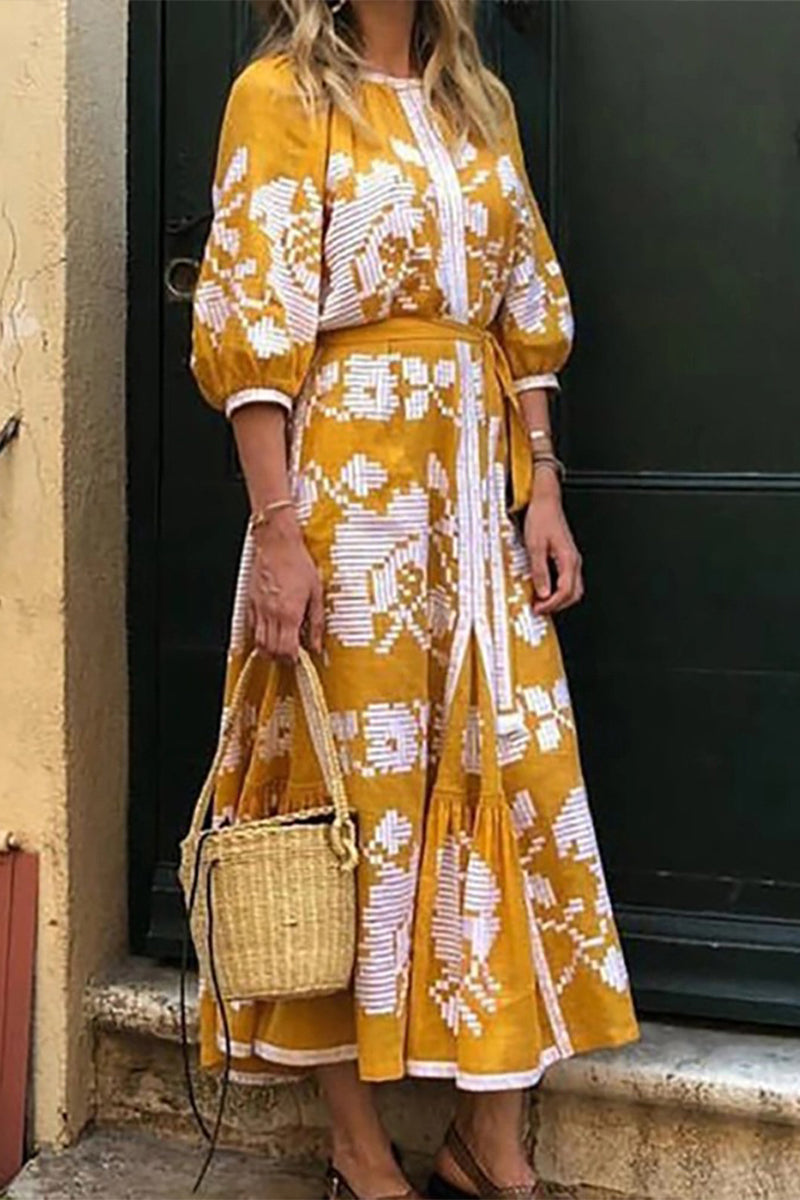 Effortlessly Elegant Dress with a Timeless Design