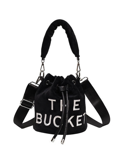 Well Tailored Bag with a Graceful Silhouette