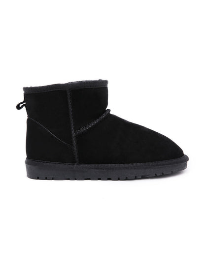 Gracefully Styled Boots for Any Occasion