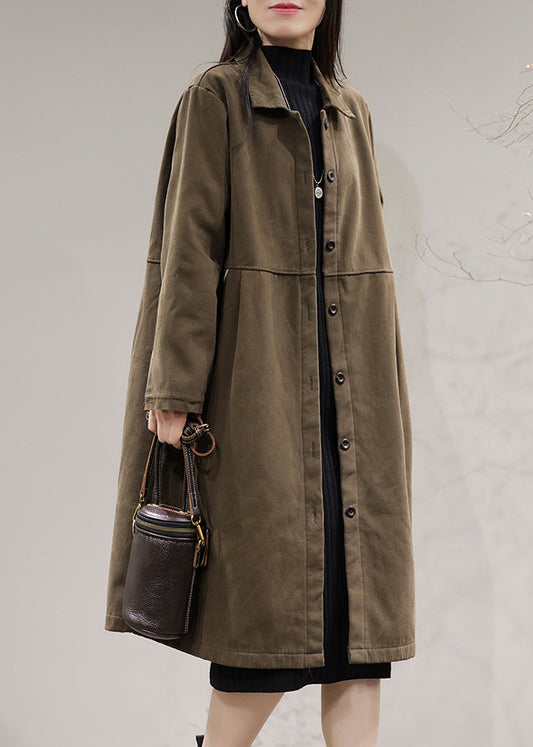 Well Tailored Coat with a Graceful Silhouette