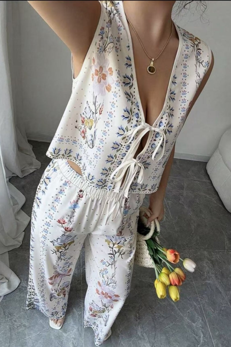 Vintage Inspired Pants with a Contemporary Edge
