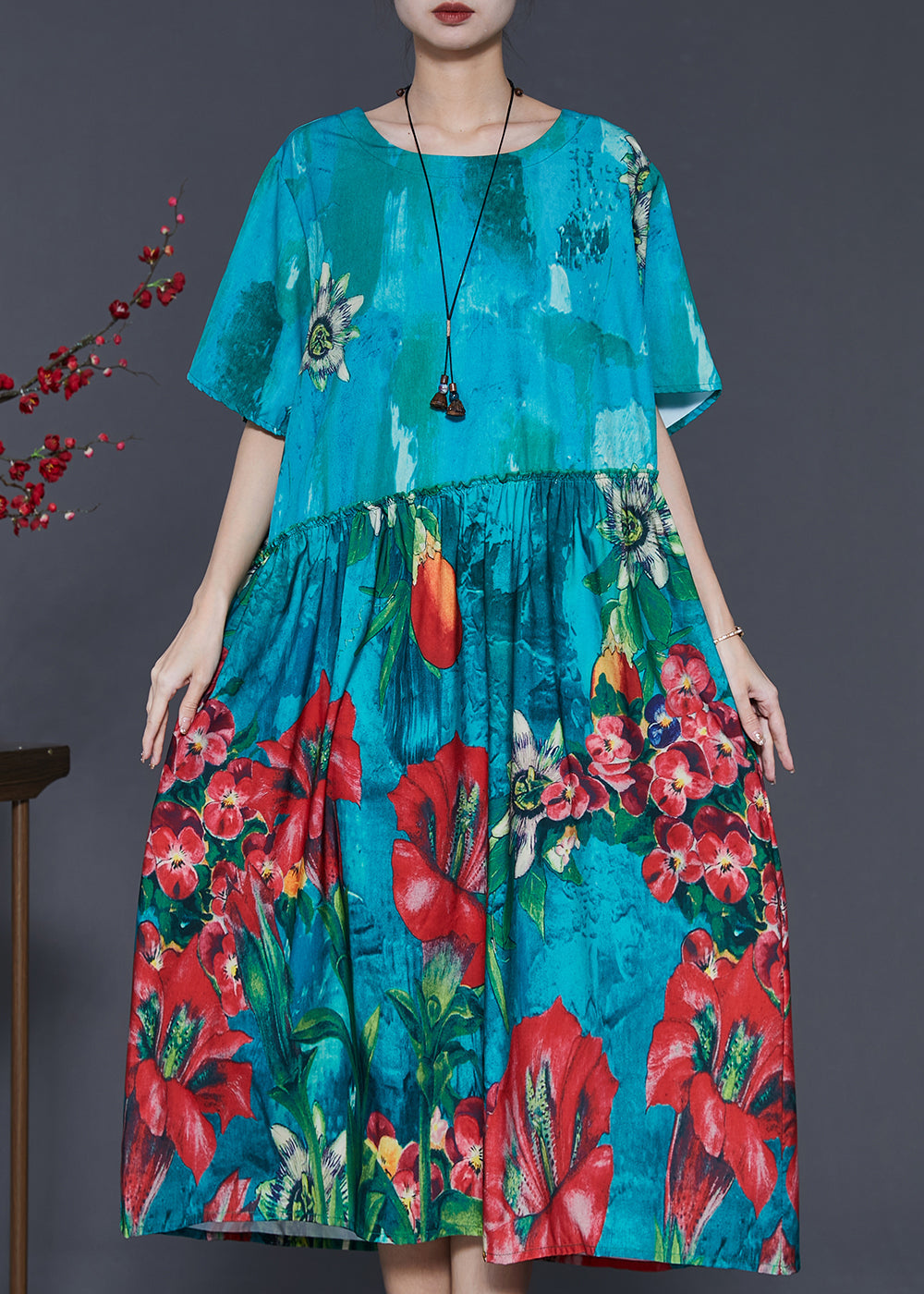 Beautifully Crafted Dress in a Classic Style