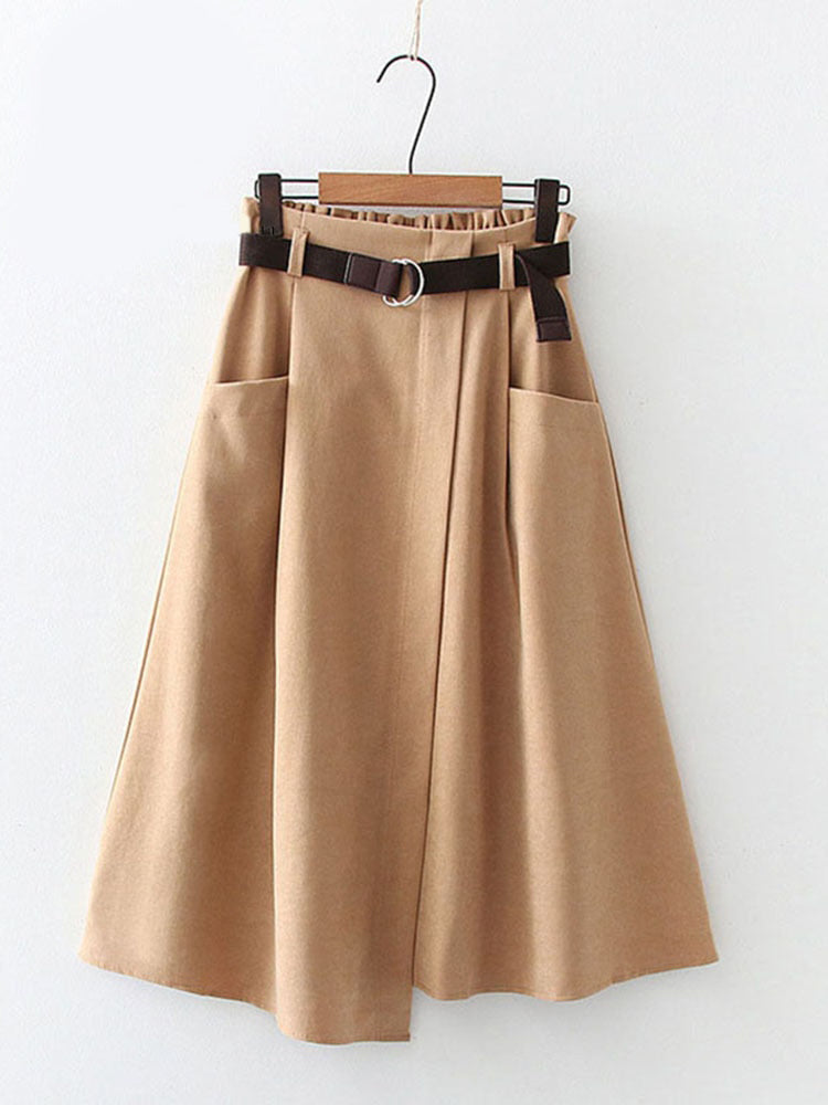 Sophisticated Garment with a Clean Classic Look