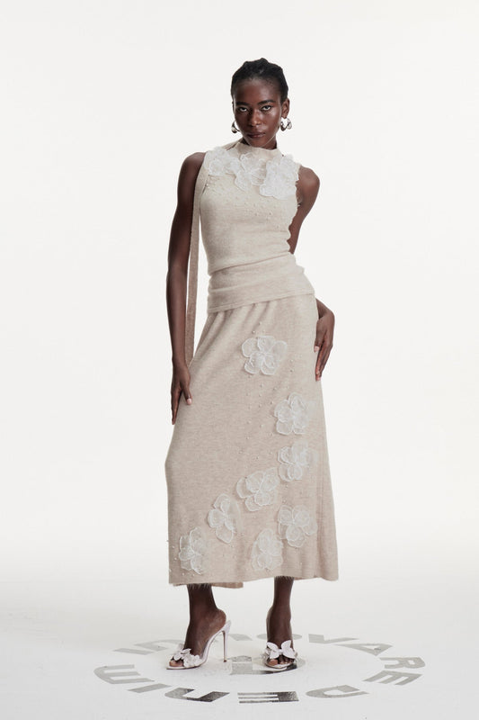 A Vintage Style Top with Delicate Timeless Details