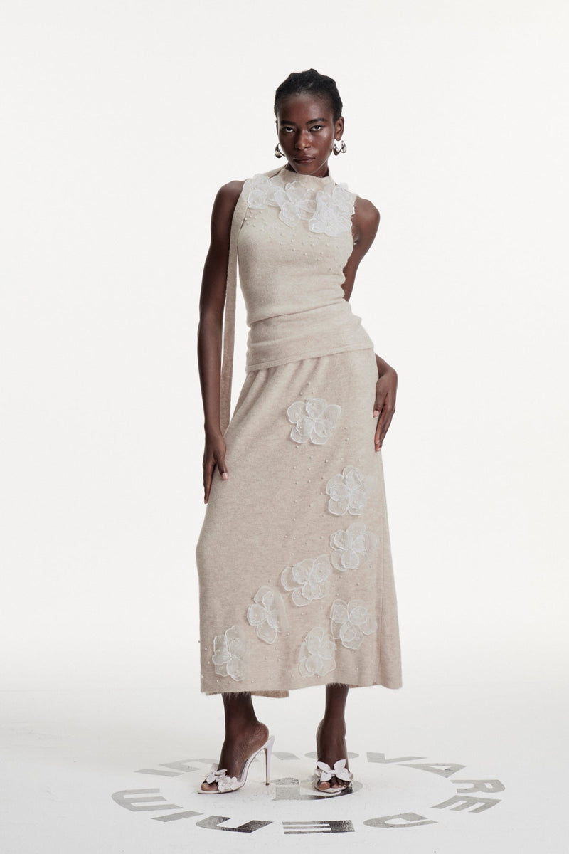 A Vintage Style Top with Delicate Timeless Details