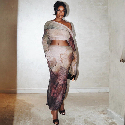 Gracefully Styled Garment for Any Occasion