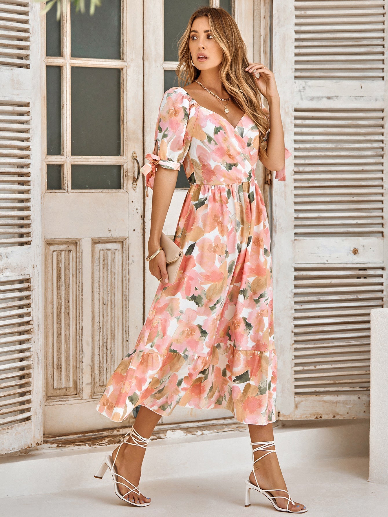 Gracefully Styled Garment for Any Occasion