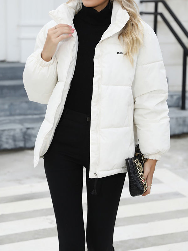 Well Tailored Coat with a Graceful Silhouette