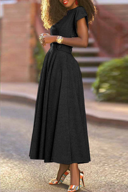 Classic Vintage & Enduringly Stylish Dress