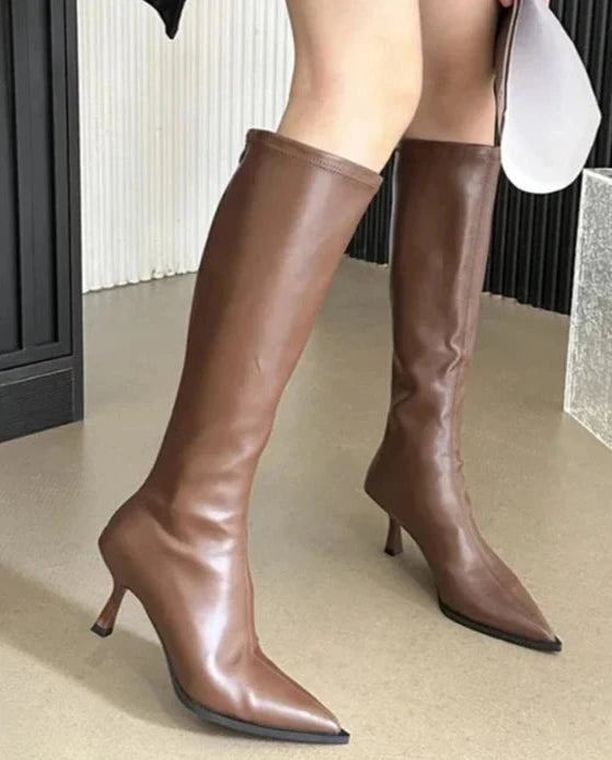 Polished Boots with an Effortless Classic Look