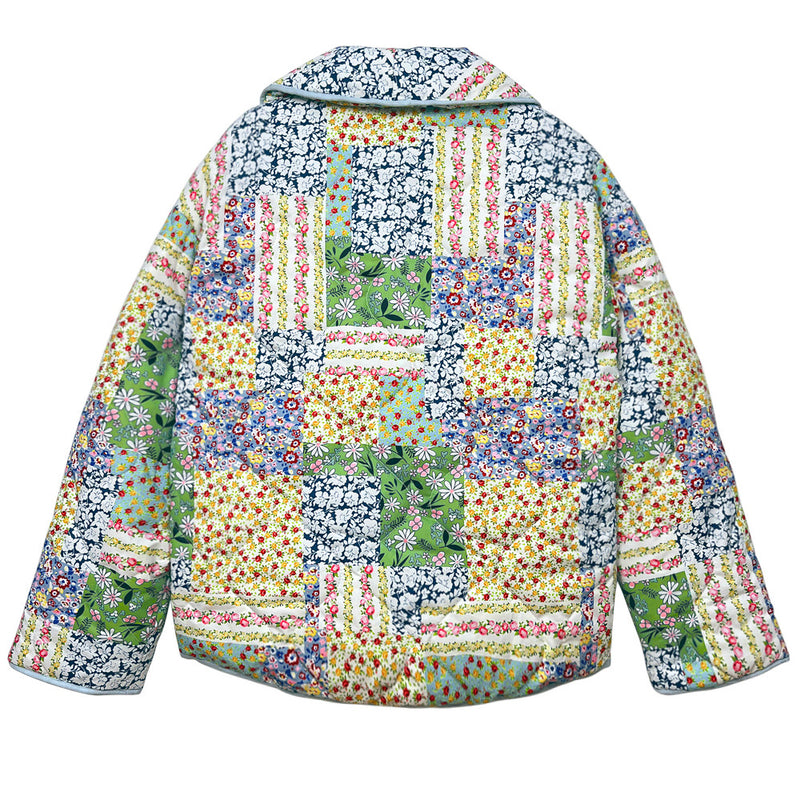 Effortlessly Elegant Jacket with a Timeless Design
