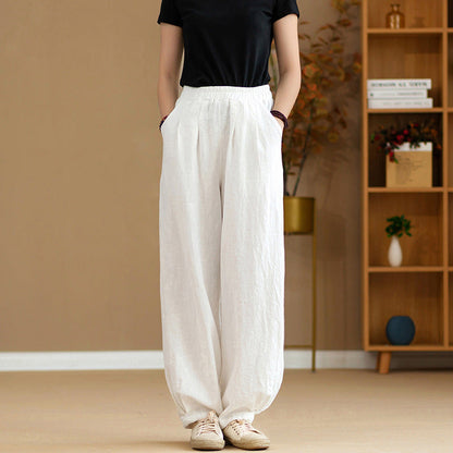 Classic Vintage Trousers with a Flattering Fit