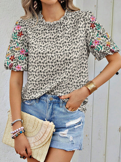 Elegantly Styled T-Shirt for Everyday Wear