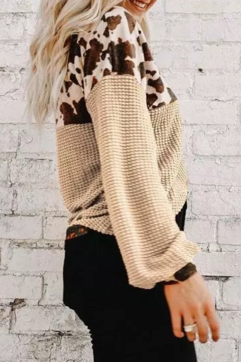 Polished Top with an Effortless Classic Look