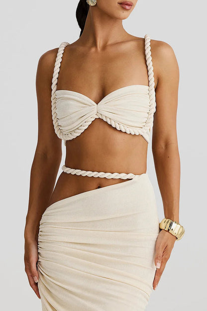 Gracefully Styled Garment for Any Occasion