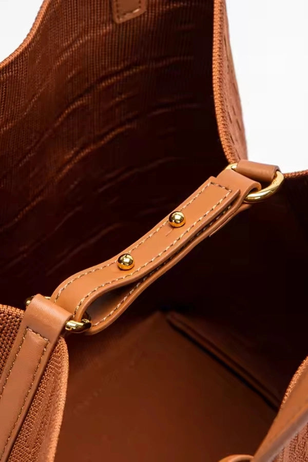 Sophisticated Bag with a Clean Classic Look