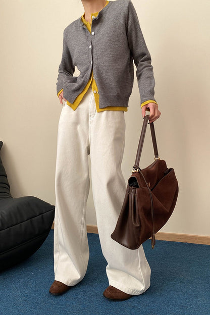 Elegantly Styled Cardigan for Everyday Wear