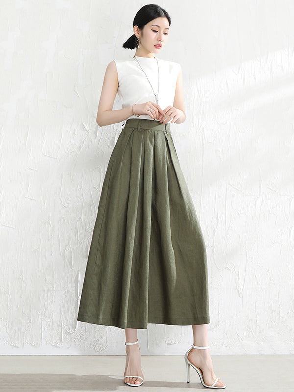 Effortlessly Elegant Pants with a Timeless Design