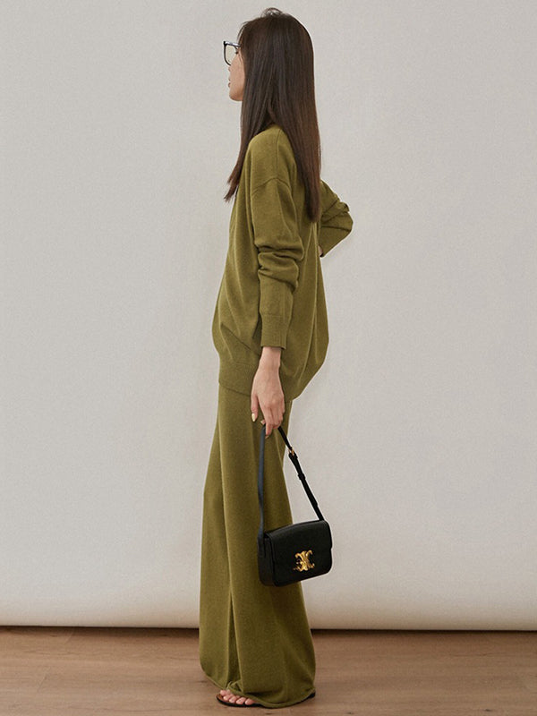 Polished Sweater with an Effortless Classic Look