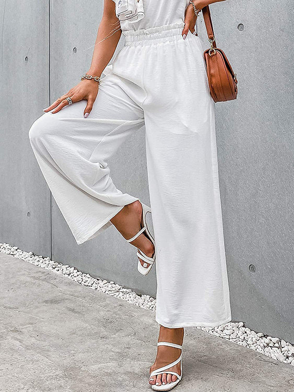 Effortlessly Elegant Pants with a Timeless Design