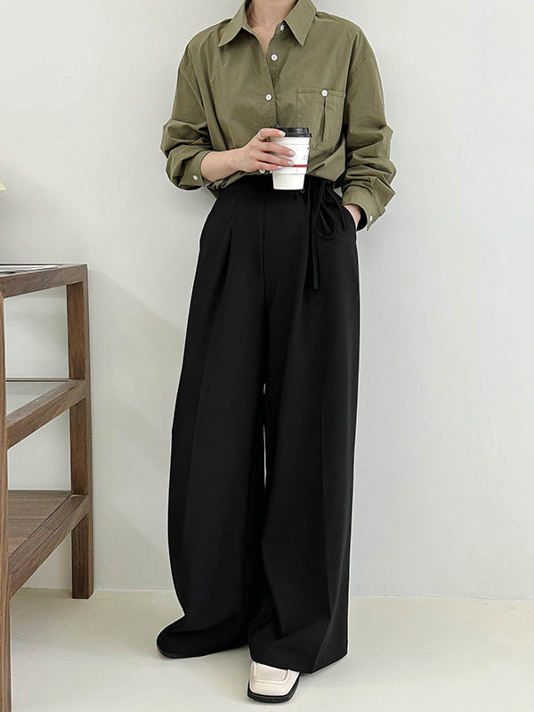Well Tailored Trousers with a Graceful Silhouette